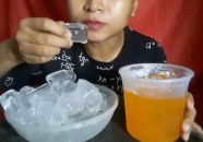 娱乐吃瓜酱冰块,娱乐吃瓜酱带你领略清凉趣味